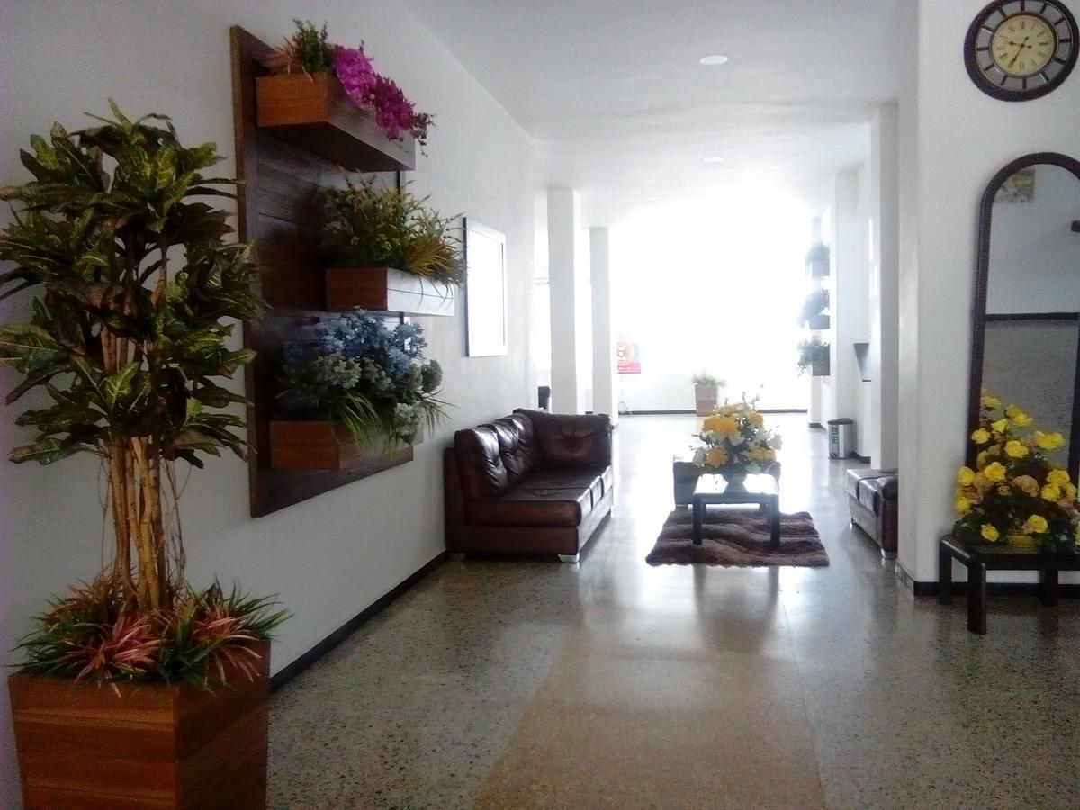 Hotel Hacaritama Ocana Bagian luar foto
